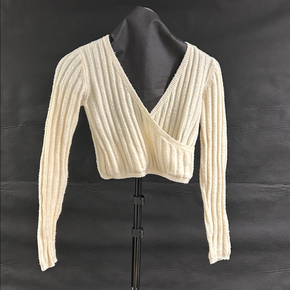 Urban Outfitters Cropped Cream Knit Sweater